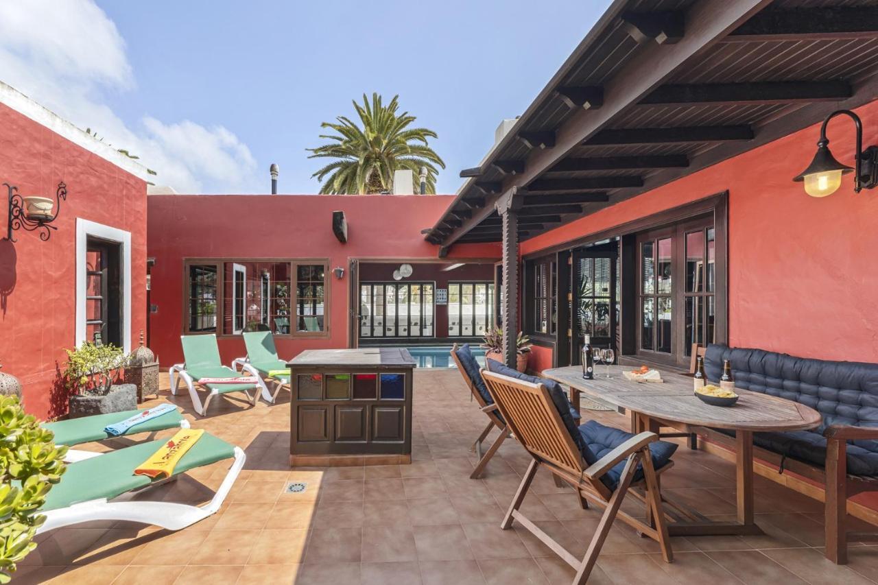 Villa Haria Lux By Escapehome Экстерьер фото